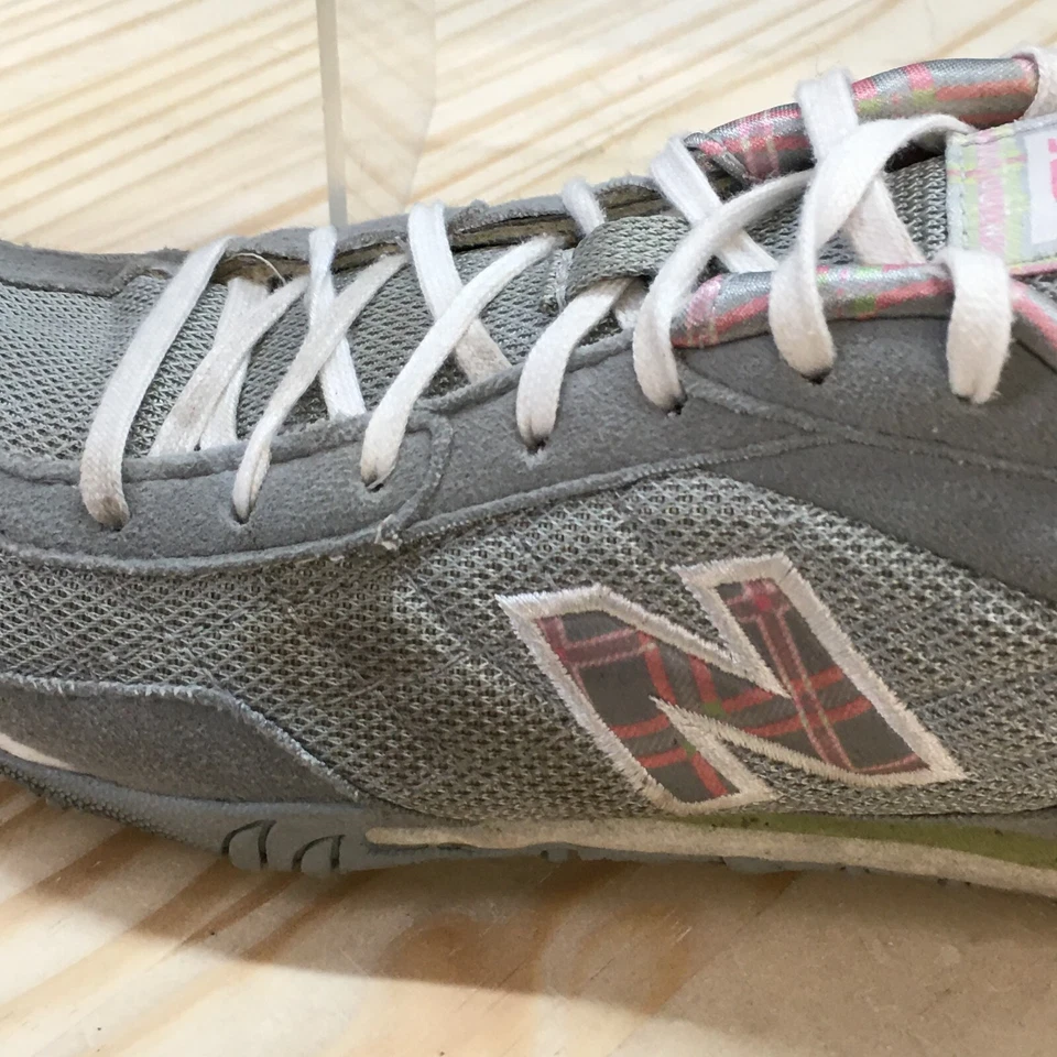 New Balance 442 Zapatos Mujer 8.5B Tenis para Correr Gris Con Cordones Parte Superior Baja CW442GPP Foto 3 de 4