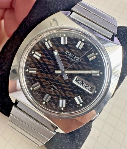 Vintage Seiko Argyle Diamond Pattern Dial Automatic Japan Men Watch 7009-8009-P