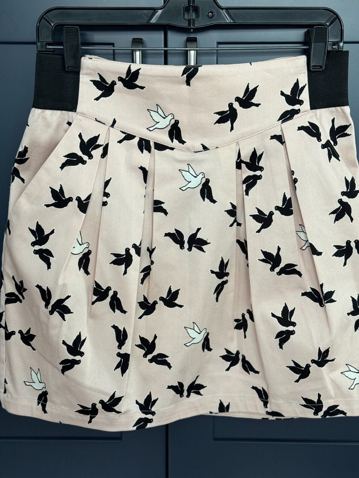 H&M Divided Women's Pale Pink Sparrow Mini Skirt … - image 4