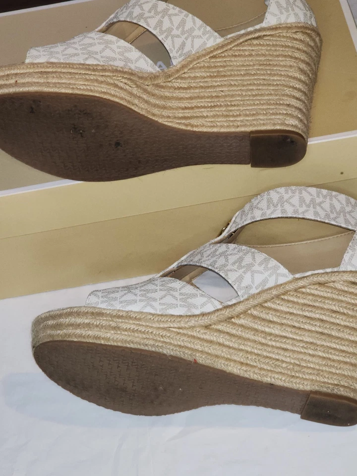 Michael Kors Damita Wedge Vanilla Mini Logo Womans 10 - Image 4 of 4