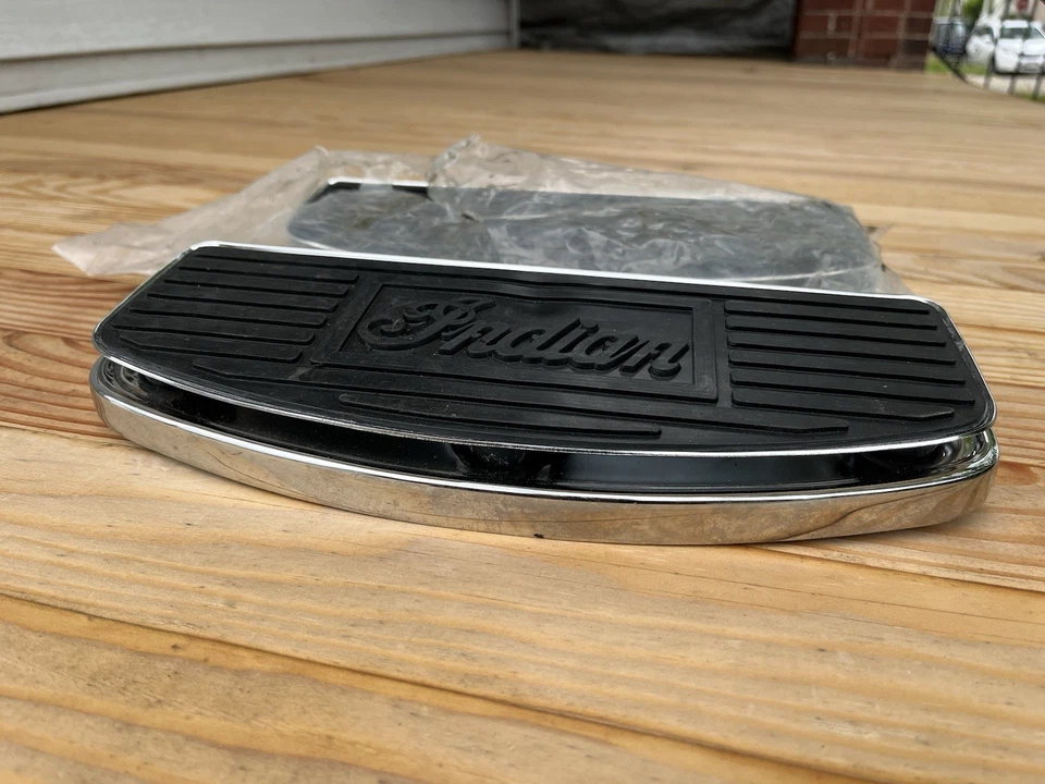 NUEVO PAR Indian Gilroy Chief Scout Spirit Motocicleta Suelo Completo 46-002 Foto 4 de 4