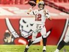 Tom Brady Signed Autographed 8x10 Photo Buccaneers Patriots -- COA