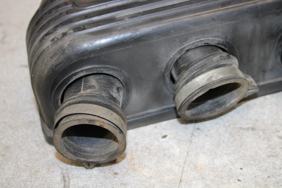 1972 Honda CB750 Four AIRBOX AIR INTAKE FILTER BOX TOP HALF J7-8235.ABH - Image 3 of 4