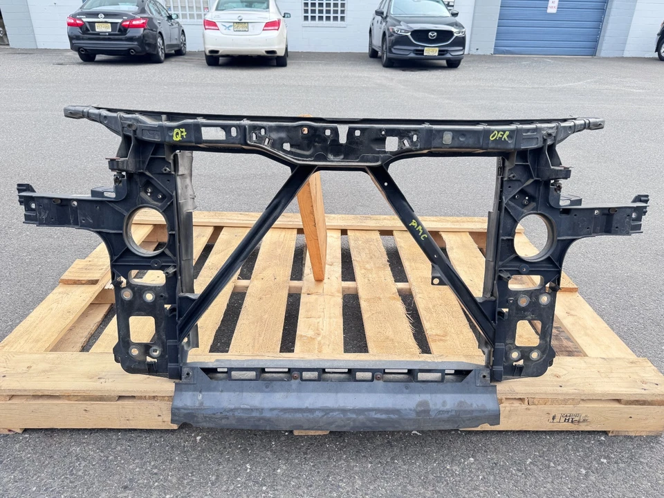 AUDI Q7 2007-2015 MONTAJE DE MARCO DE SOPORTE DE RADIADOR DELANTERO OEM 4L0805594A Foto 4 de 4