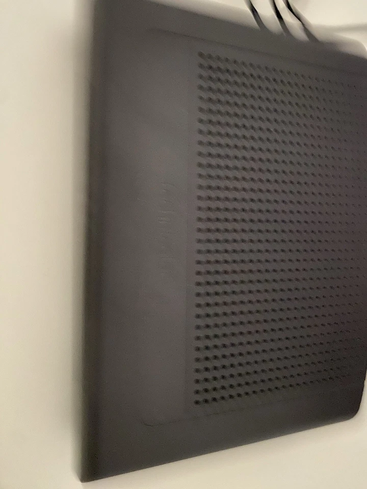 Kabelmodem Technicolor TC7200.20 Router mit Netzteil und Telefon TAE-Adapter - Bild 3 von 4