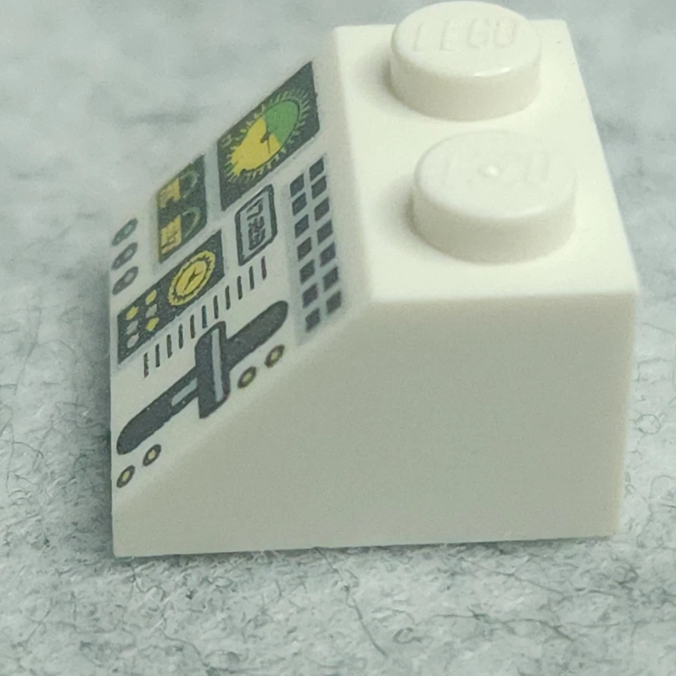 LEGO Slope 45 2x2 with Aircraft Green and Yellow Controls 3039pb045 White Used - Image 2 of 4