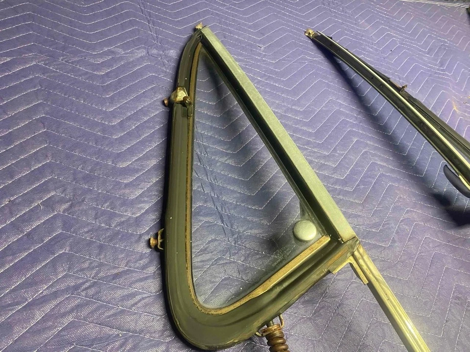 Camión Chevy GMC 73-80 PAR de ventanas de ala de ventilación carrocería cuadrada K5 Blazer Suburban Foto 2 de 4