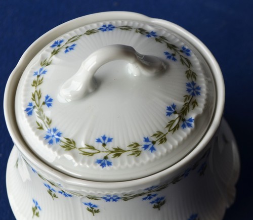Royal Limoges Saint-Germain 19 Teile 4 Kaffeegedecke Kornblume Blaue Blüte - Bild 7 von 10