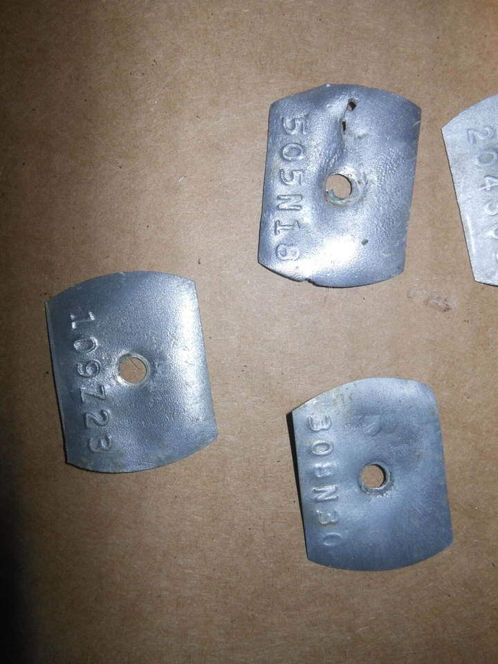 AMC OEM MOTOR VÁLVULA CUBIERTA ETIQUETA JABALINA AMX REBEL RAMBLER EMBAJADOR MATADOR Foto 3 de 3