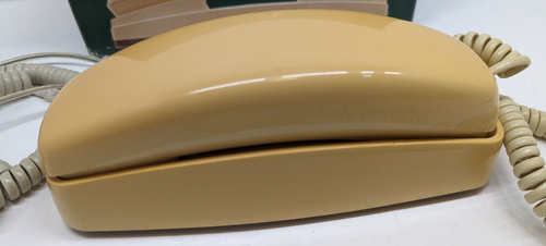 Vintage 1990 GE General Electric 2-9105 Corded Phone Beige W/ Box, Manual - Picture 2 of 24