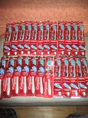 lot of 24 Colgate 360 Optic White Toothbrush, Medium