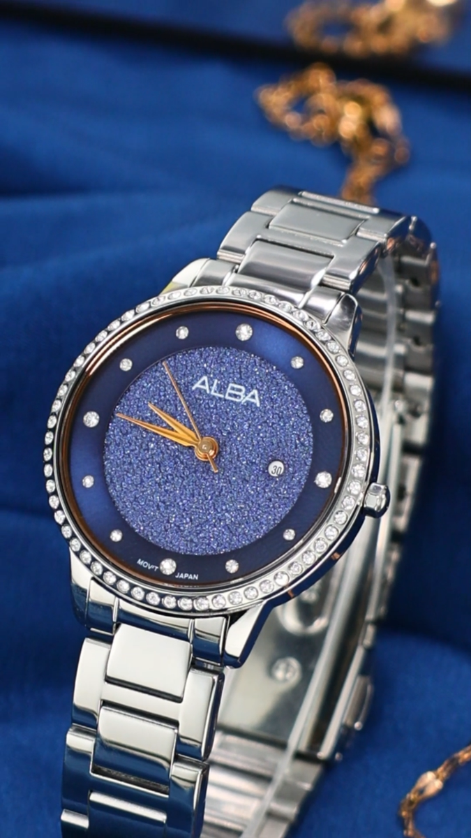 SEIKO Alba Women's Quartz Watch Diamond Watch Crystal Glass Dial