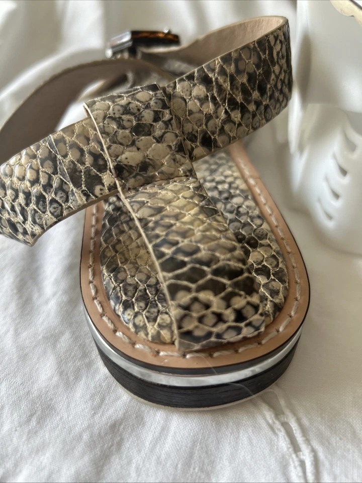 Sandalias Louise et Cie para mujer de piel de serpiente con tiras talla 9 Foto 3 de 4