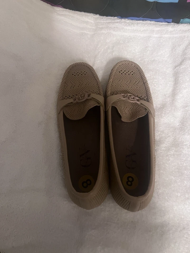 Mocasines para mujer Gloria Vanderbilt Foto 3 de 4