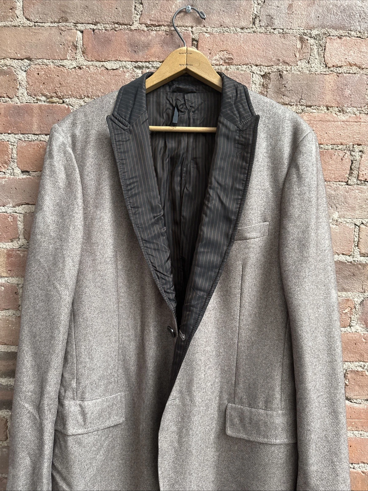 Giorgio Armani — Giorgio Armani Men’s Jacket, Sz 54, Brown Silk/Cashmere Twill, Italy