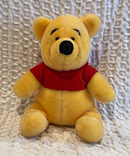 Vtg Disneyland Walt Disney World Winnie The Pooh Plush Korea 11" Seated Toy