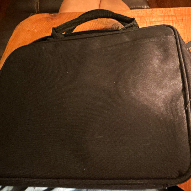 Laptop Briefcase BLACK PADDED Bag, with 2 handles. 10.5x12 no tag.EU