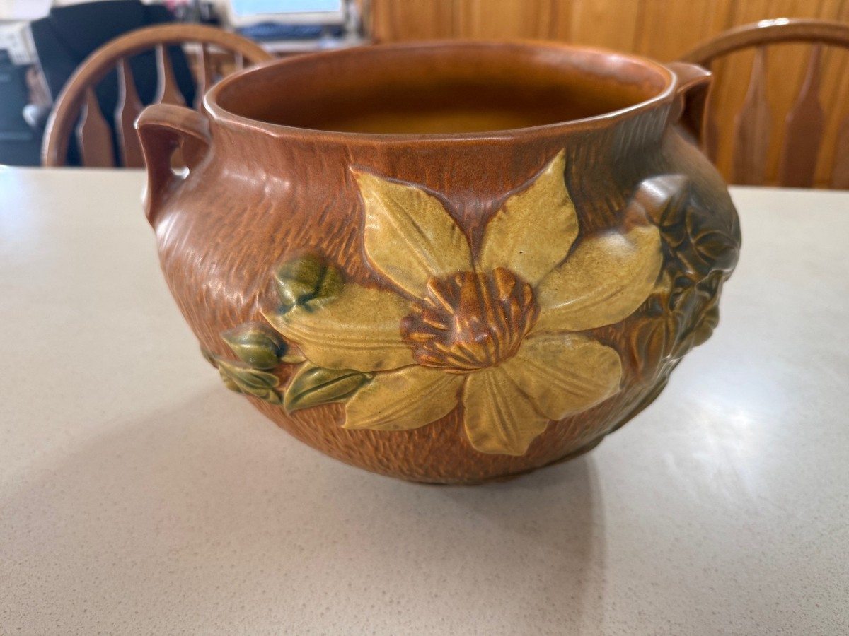 Roseville Clematis Brown 1944 Vintage Pottery Ceramic Jardiniere