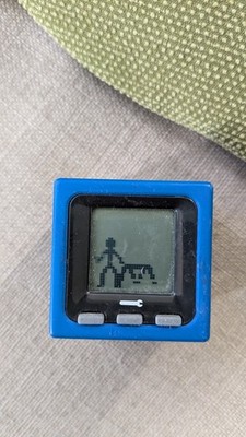 Radica Cube World Handy Series 2 Blue 2005 Electronic Toy Game Tested Working