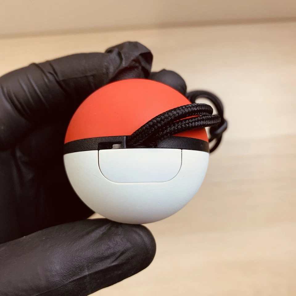 Nintendo Poké Ball Plus Accessorio per Nintendo Switch | Otttime condizioni, foto 3 di 5