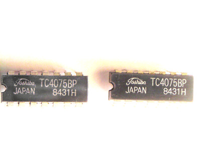 Circuito Integrato Toshiba TC4075BP - Originale Nuovo - Foto 5
