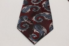 OSCAR DE LA RENTA - PAISLEY - VINTAGE - MADE IN USA - NECK TIE!