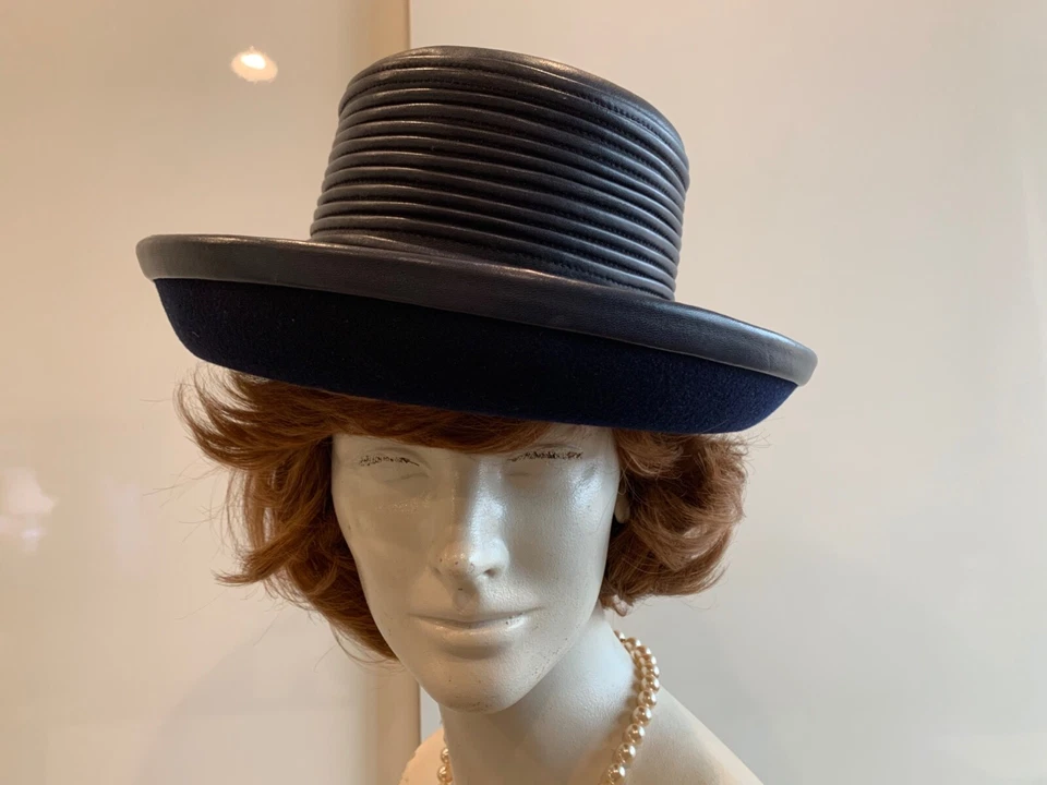 Vintage KOKIN New York 100% Wool Navy Blue Leather Hat Esccello Bollman Hat Co - Image 2 of 4