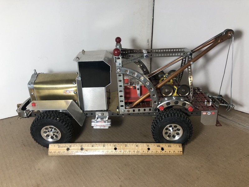 VINTAGE ERECTOR  TOW TRUCK WRECKER MAN CAVE AC GILBERT LEGO RC MODEL KIT WOW !!