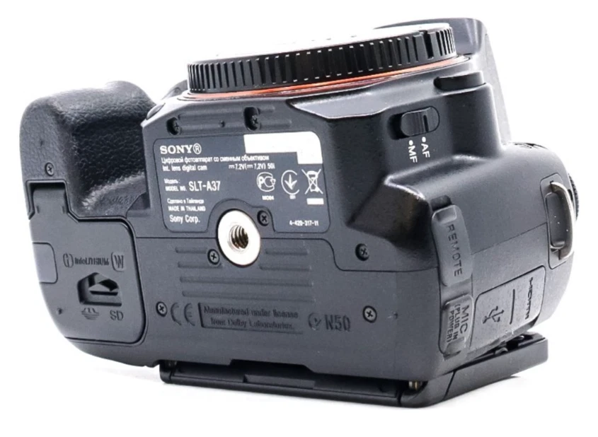 Sony Alpha 37, photo 4 of 5