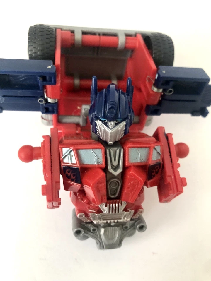 Transformers Revenge of Fallen Fast Action Battlers Optimus Prime Figure Head - Image 4 of 4
