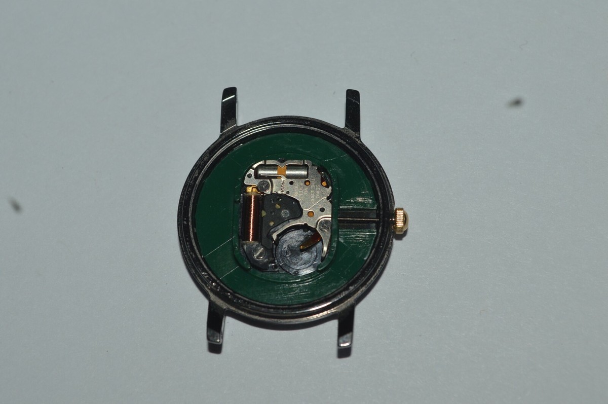 カナ Seiko Womens Quartz Watch 1N00-0GR0 2 Tone Bracelet Band