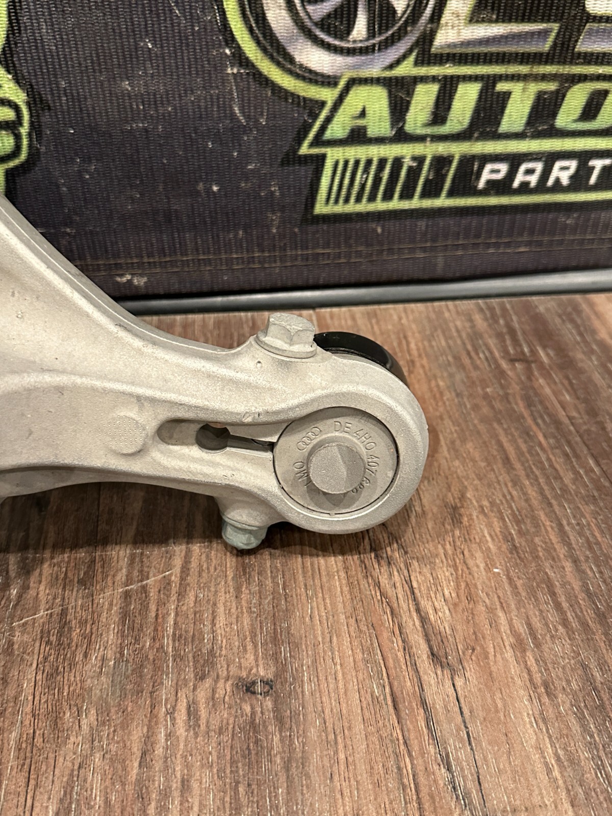 LAMBORGHINI HURACAN FRONT PASSENGER RIGHT LOWER CONTROL ARM OEM 4S0 407 156
