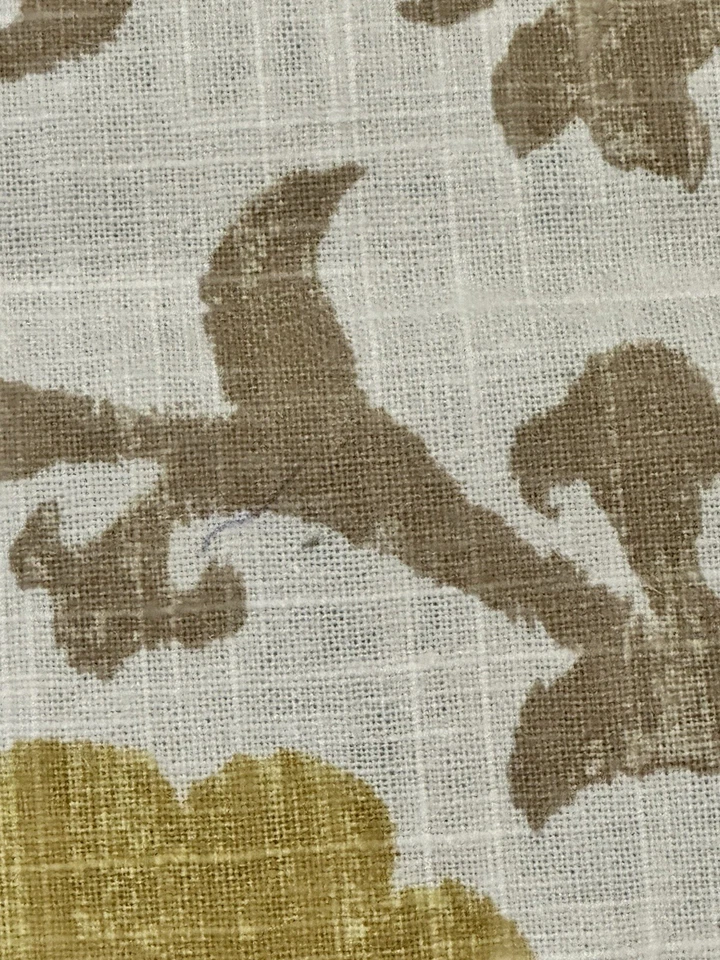 Duralee Fabric Sample 42150 Clay Suzani 24.5” x 23.5” Red Gold ** FLAWS PEN MARK - Image 4 of 4