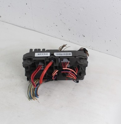 2007-2013 bmw x5 x6 e70 e71 front power distribution fuse relay box w/ plugs