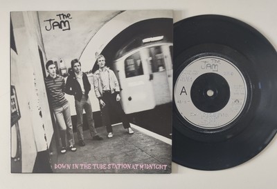 THE JAM - 1978 - ''DOWN IN THE TUBE STATION AT MIDNIGHT'' - 7'' SINGLE - *EX/EX*
