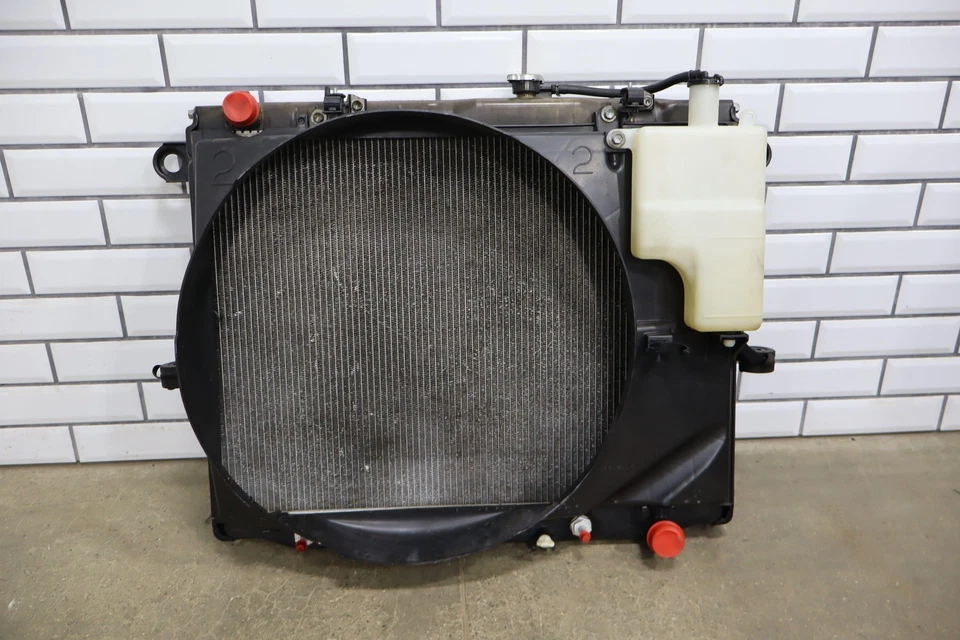 Ventilador condensador de aire acondicionado radiador Land Cruiser 2003-2007 Lexus LX470/Land Fabricante de equipo original Foto 2 de 4