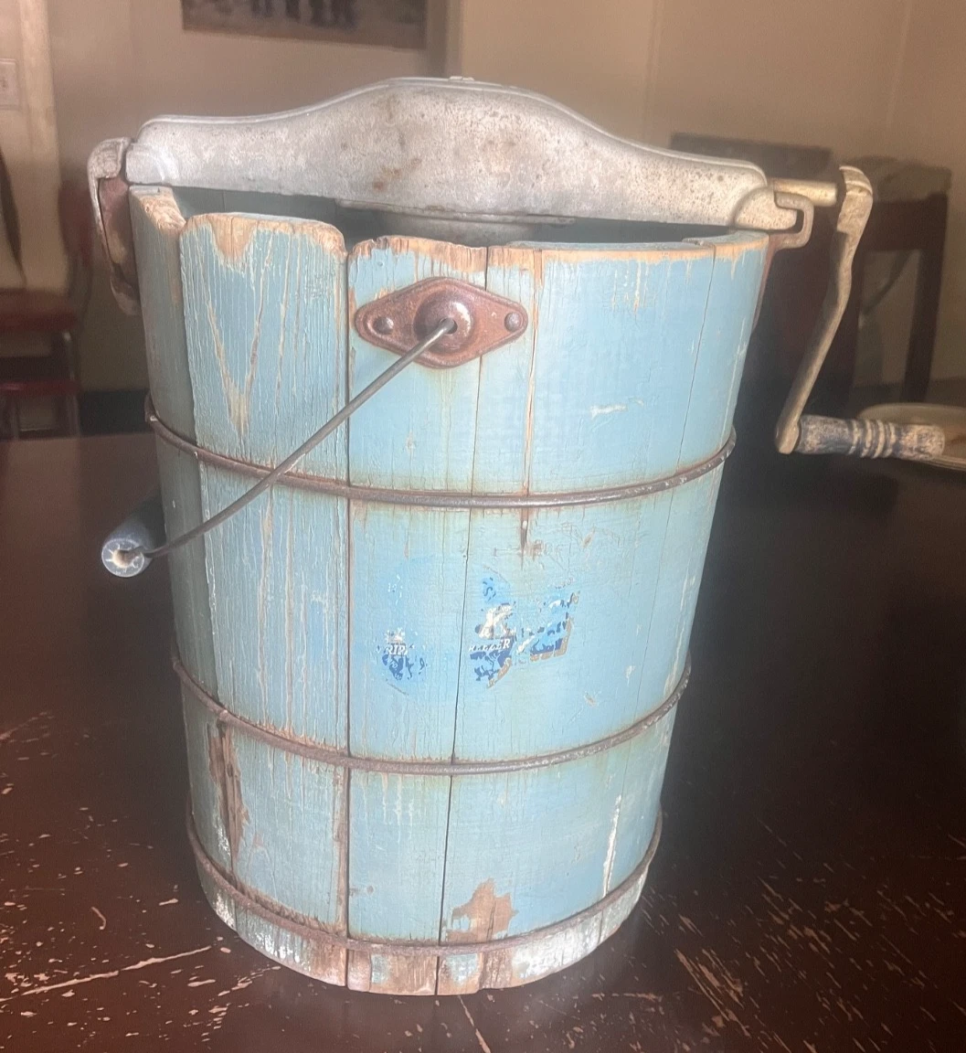 Vintage Ice Cream Maker- The Alaska "Triple Action Freezer" WORKING
Opens in a new window or tab