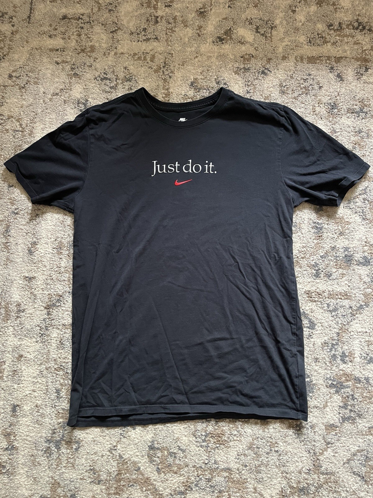 Nike Mens Black Large T-Shirt “Just Do It.”