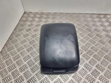 KIA SORENTO I JC Armlehne 2.50 Diesel 2008 33370035