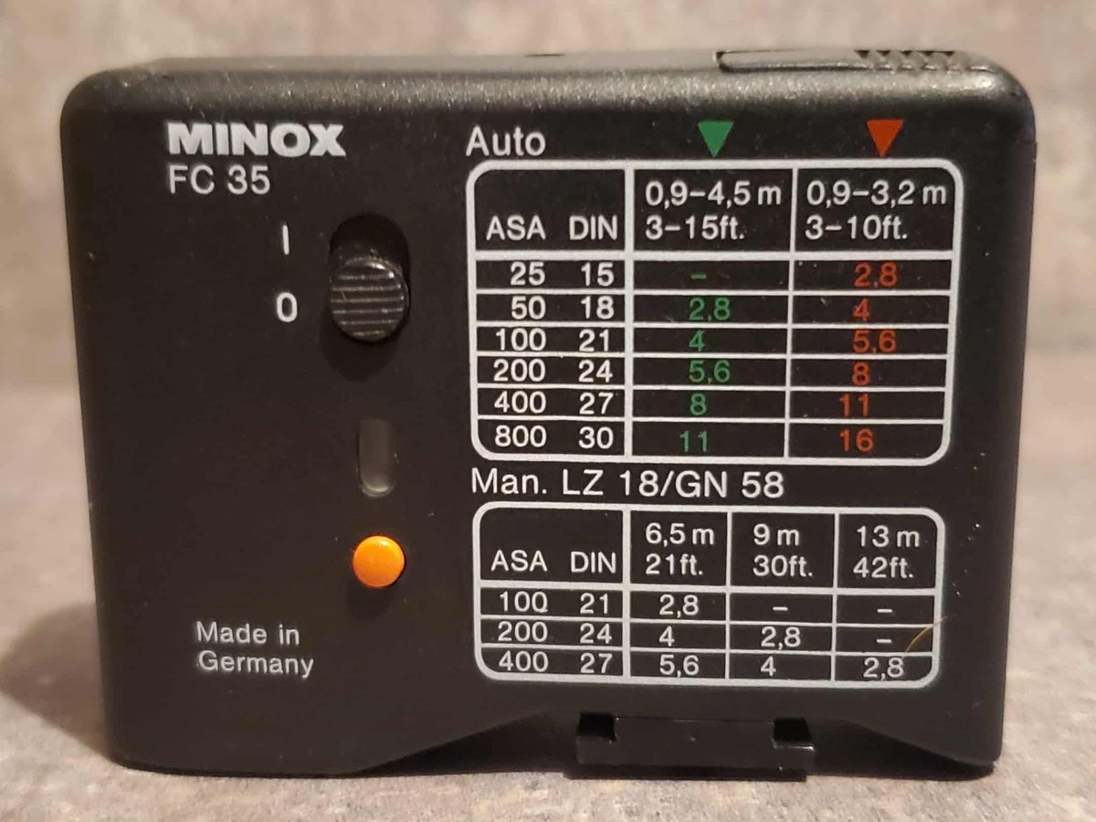 Minox FC 35 ST Flash with Case - For parts or repair - Not Working