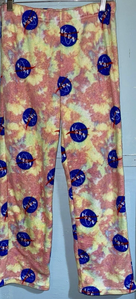 Pantalones de pijama para dormir Rue 21 para mujer talla mediana polar difuso NASA rosa amarillo Foto 2 de 4