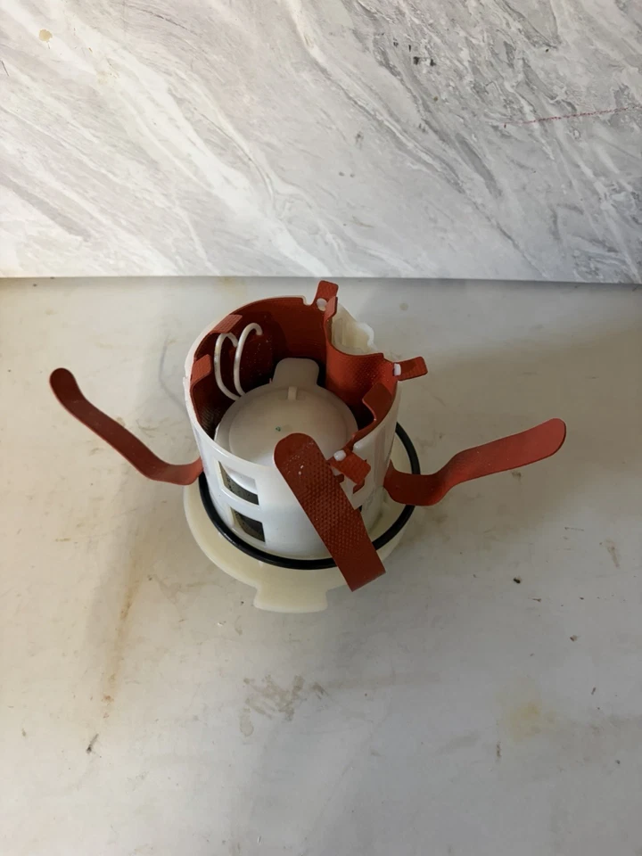 Bomba de fluido de escape diésel Canyon Colorado Cruze 2016-20 84526247* para GM DEF Foto 4 de 4