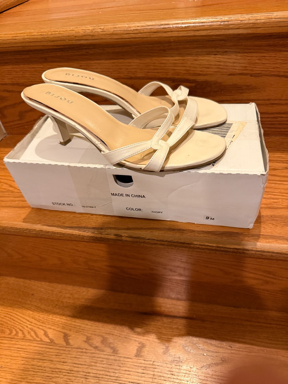 Bijou Ivory Strappy Kitten Heel Sandals Size 9M Open Toe Dress Shoes by A.J. Val