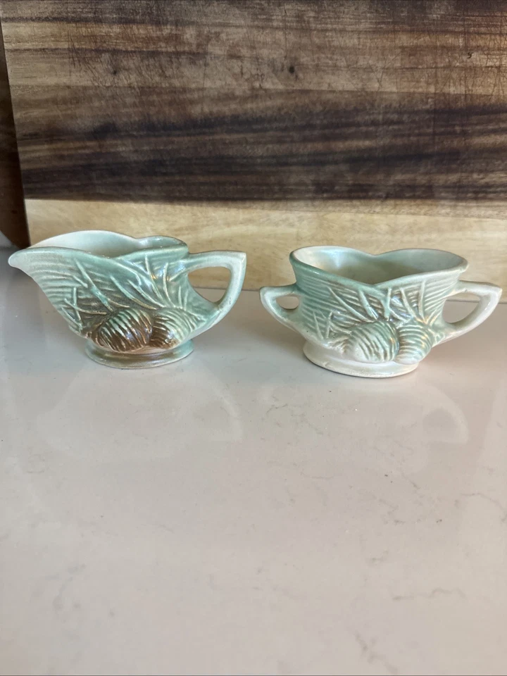 vintage McCoy Pottery Pine Cone sugar and creamer set 1940s Cream - Image 2 of 4