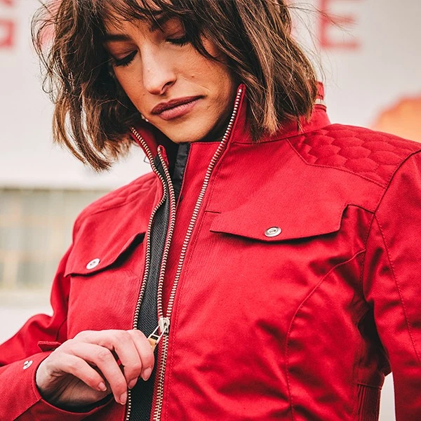 Red, photo 5 of 12