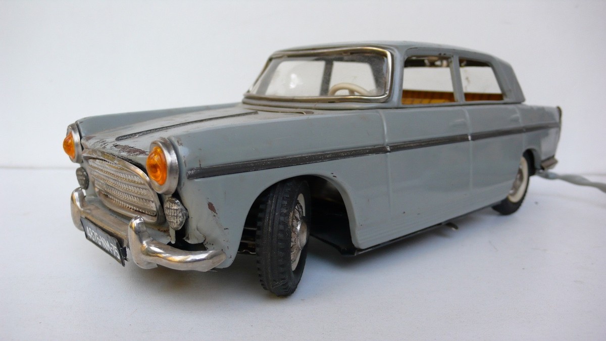 Joustra Peugeot 404 Grand Luxe Téléguidée – Tôle, 30 Cm, 1961, Réf 2805