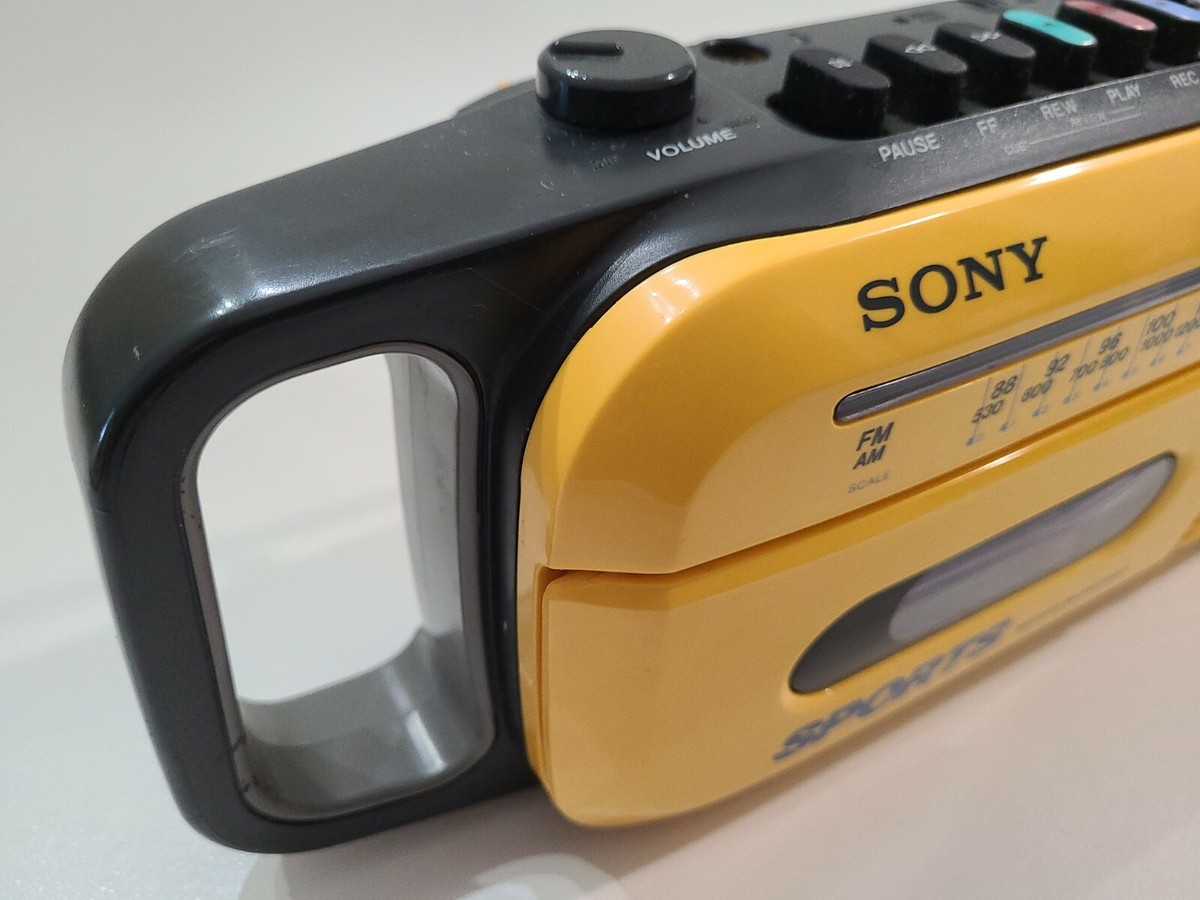 Vintage Sony Sports Radio Cassette Model #CFM-101 Battery