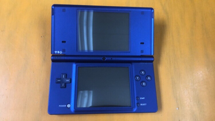 Nintendo NINTENDO DS ニンテンドー DSI ブルー Amazon.com: DSi XL - Burgandy (Renewed)