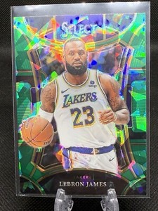 LeBron James 23-24 Panini Select Mezzanine Green Cracked Ice #335
