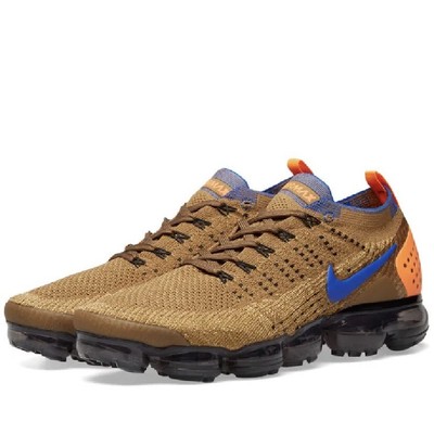 nike air vapormax flyknit 2 golden beige racer blue